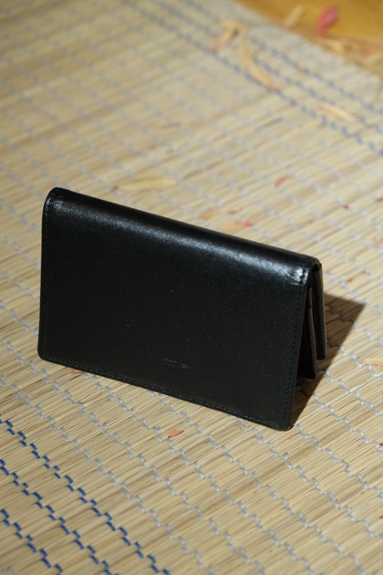 요지 야마모토 Discord by Yohji Yamamoto - Gusset Card Holder (Plain Leather) - Black
